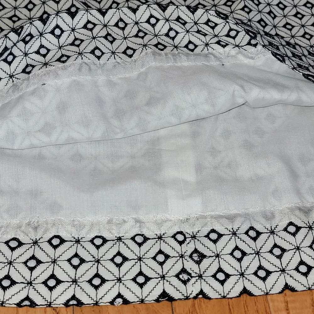 NWT, J.Crew Eyelet Skirt: Flattering! - Picture 9 of 13